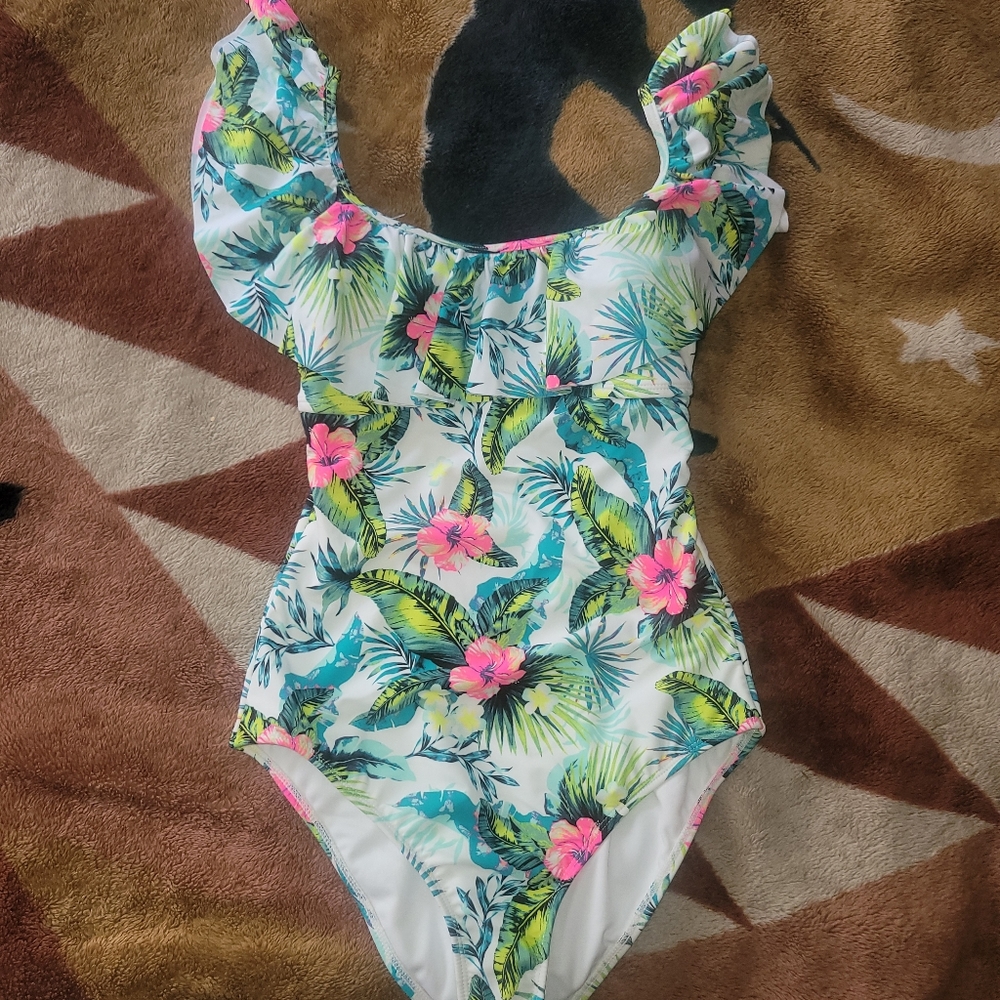 ARIZONA Swimsuit size large